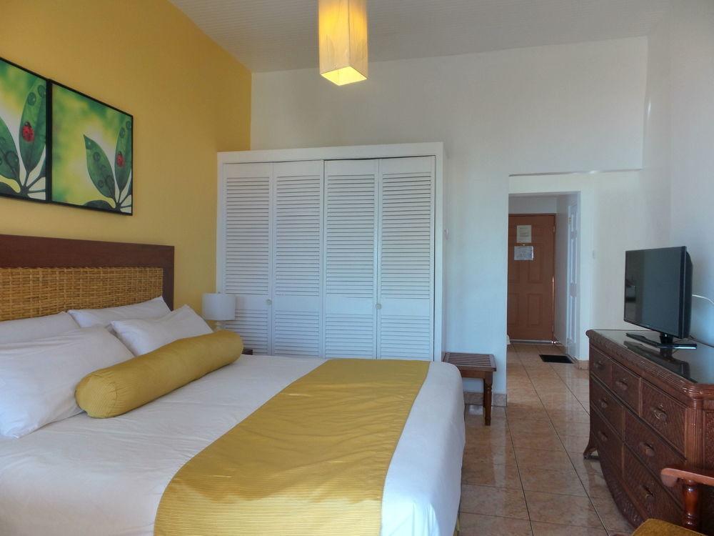 Flamboyant Hotel & Villas St. George's Exterior foto